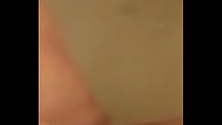 Masturbating in the bath - KiK - beckyd1993